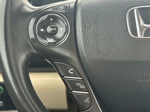 Used 2015 Honda Accord EX-L image 19