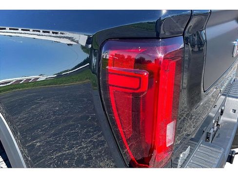 Used 2024 GMC Sierra 1500 AT4X w/ AT4X AEV Edition AWD/4WD image 34