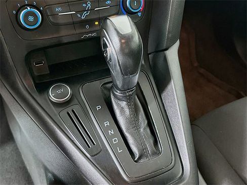 Used 2016 Ford Focus SE image 16