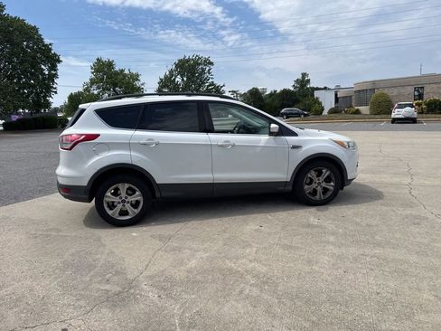Used 2014 Ford Escape SE w/ Equipment Group 201A AWD/4WD image 8