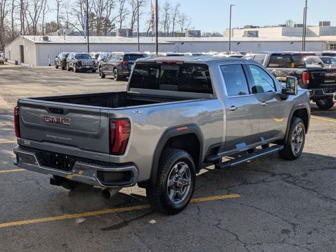 Certified 2025 GMC Sierra 2500 SLT w/ SLT Premium Package image 7