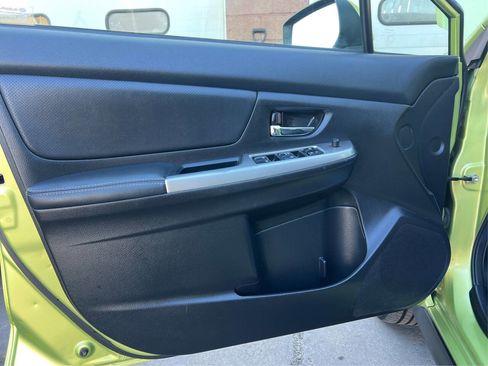 Used 2015 Subaru Crosstrek Touring image 18