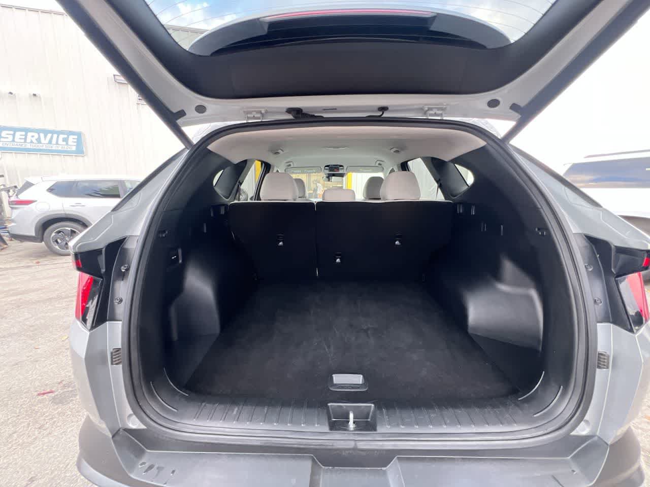 Used 2025 Hyundai Tucson SEL AWD/4WD image 24