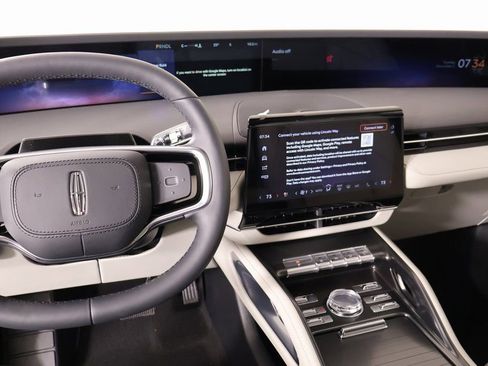 New 2026 Lincoln Nautilus Premier w/ Equipment Group 102A AWD/4WD image 5
