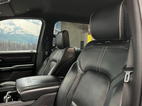 Used 2022 RAM 1500 Limited w/ Body-Colour Bumper Group image 18