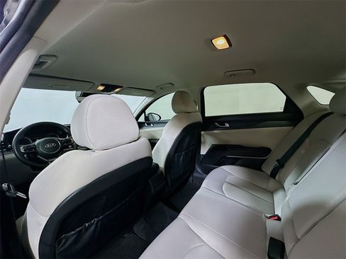 Used 2021 Kia K5 LXS image 13