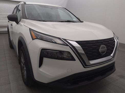Used 2021 Nissan Rogue S FWD image 13