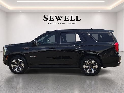 Used 2025 GMC Yukon AT4 Ultimate AWD/4WD image 2
