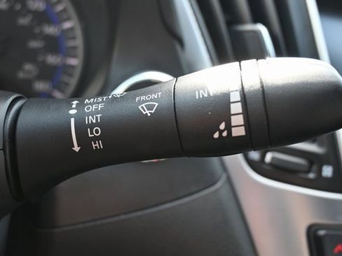 Used 2018 INFINITI Q60 3.0t Luxe image 33