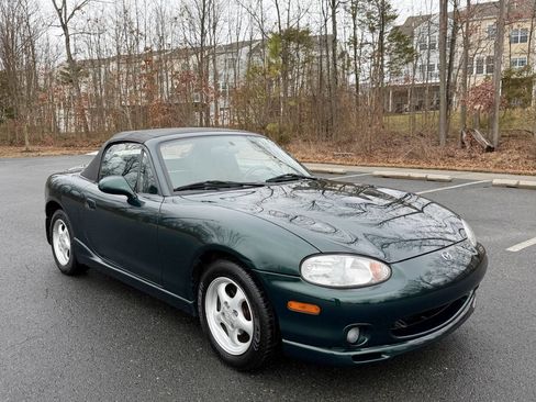Used 1999 MAZDA MX-5 Miata 10th Anniversary Edition image 28