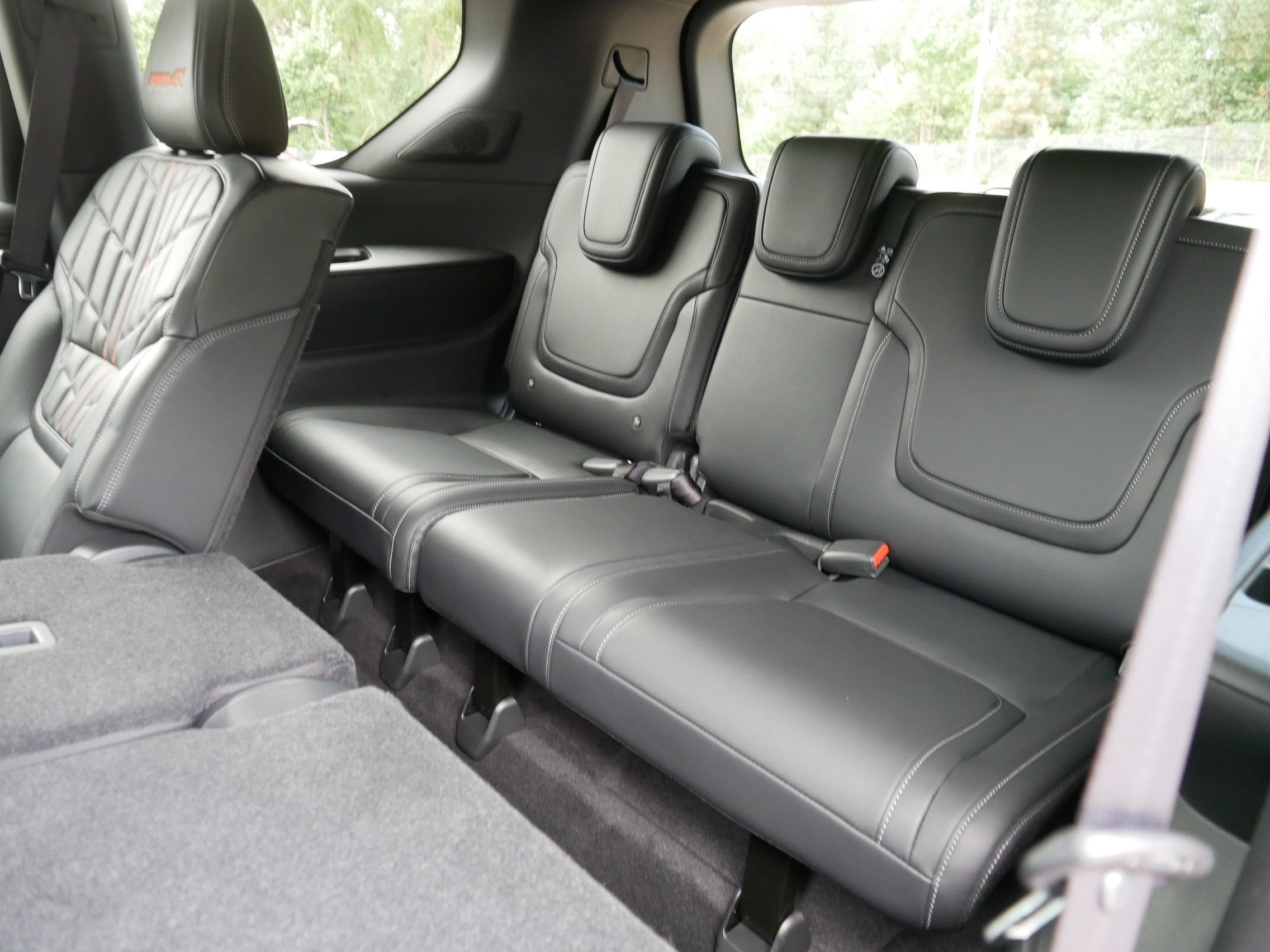 Certified 2025 Nissan Armada PRO-4X AWD/4WD image 38