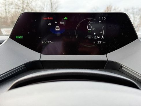 Used 2025 Toyota Prius XLE image 20