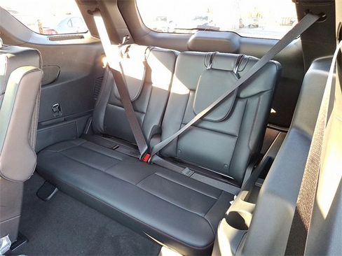 New 2026 Ford Explorer ST-Line w/ ST-Line Street Pack image 7