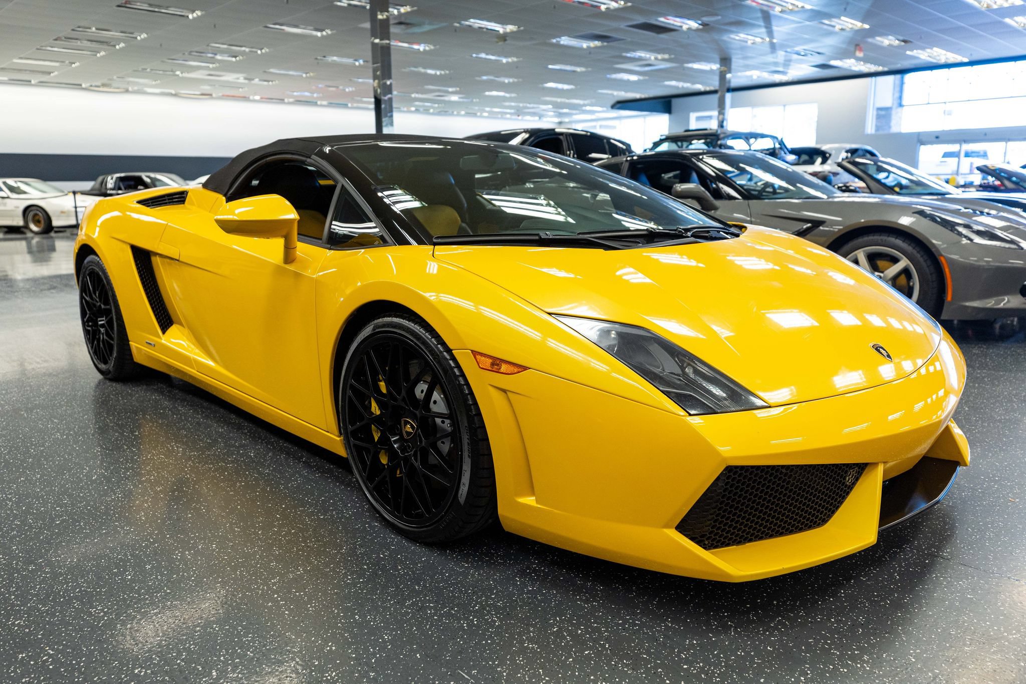 Used 2012 Lamborghini Gallardo LP 560-4 AWD/4WD image 4