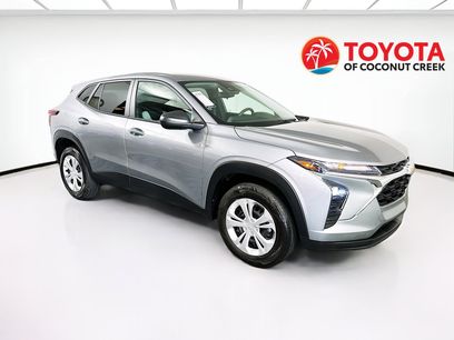 Used 2024 Chevrolet Trax LS w/ Driver Confidence Package