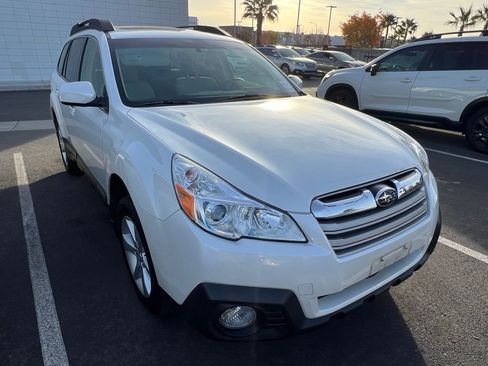 Used 2014 Subaru Outback 2.5i Premium w/ Moonroof Package image 10