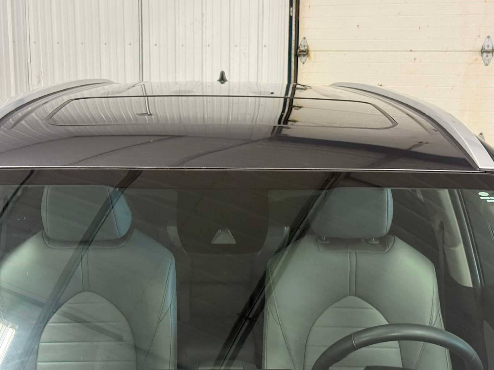 Used 2024 Toyota Highlander XLE AWD/4WD image 15