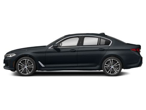 Used 2022 BMW 540i w/ M Sport Package RWD image 3