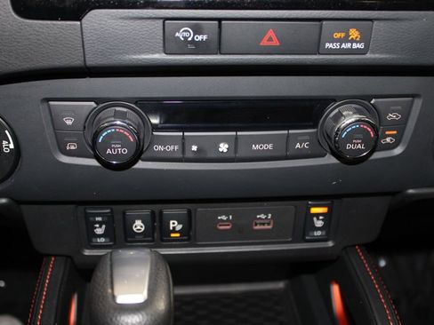 Used 2024 Nissan Frontier PRO-4X w/ Pro Convenience Package image 47