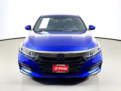 Used 2018 Honda Accord Sport image 8