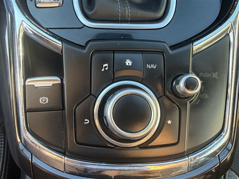 Used 2017 MAZDA CX-9 Grand Touring FWD image 14
