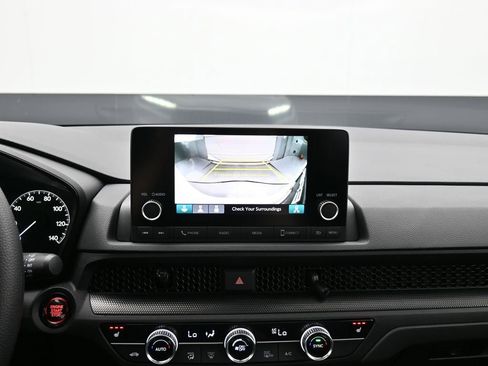 Certified 2025 Honda CR-V EX image 32