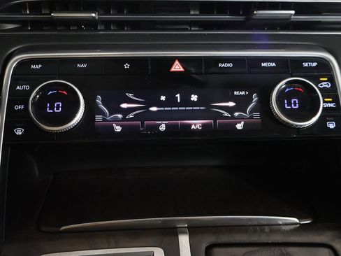 Used 2024 Genesis GV80 2.5T image 50