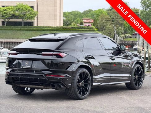 Used 2024 Lamborghini Urus S AWD/4WD image 4