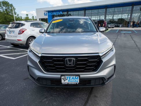 Used 2024 Honda CR-V EX image 2