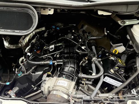 Used 2020 Ford Transit 250 Low Roof image 26