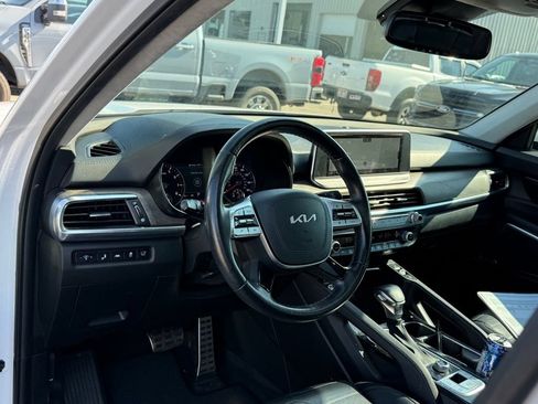 Used 2022 Kia Telluride SX w/ SX Prestige Package AWD/4WD image 4