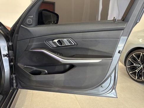 Used 2019 BMW 330i xDrive 330i xDrive w/ Driving Assistance Package image 51