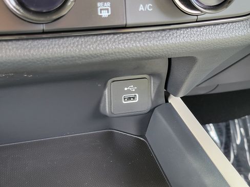 Used 2025 Honda HR-V LX image 30