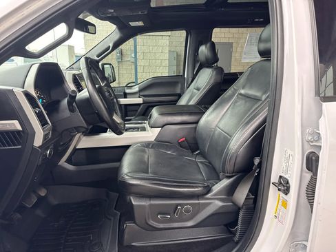 Used 2017 Ford F150 Lariat image 25