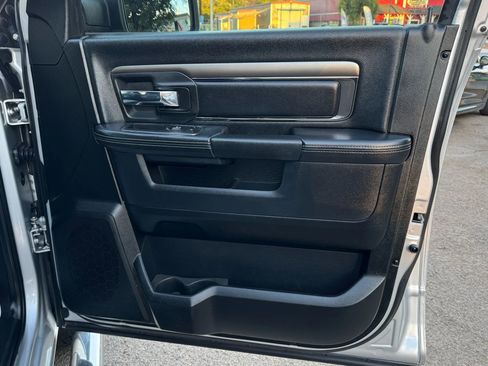 Used 2016 RAM 1500 Sport RWD image 30