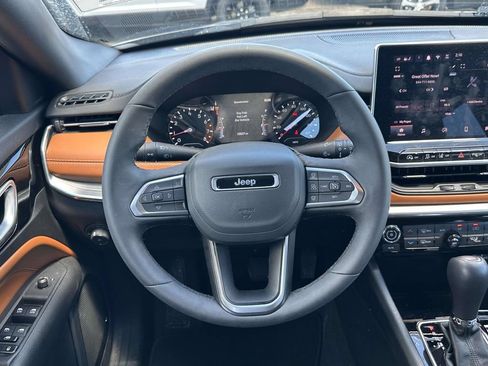 Used 2024 Jeep Compass Limited AWD/4WD image 15