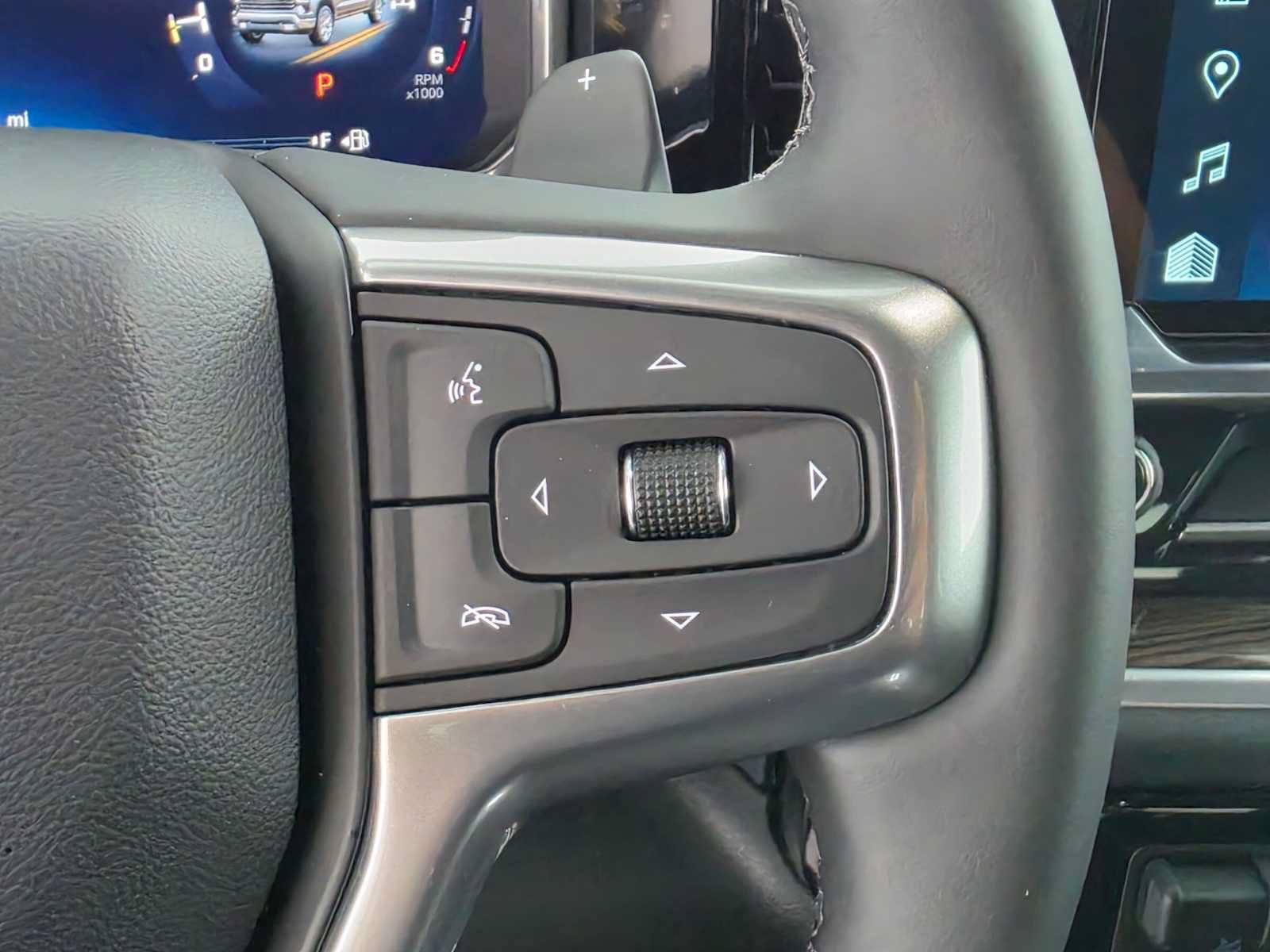 New 2026 Chevrolet Silverado 1500 RST w/ Redline Edition AWD/4WD image 32