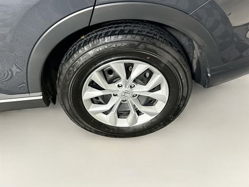 Used 2025 Honda CR-V LX image 11