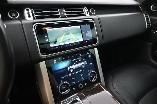 Used 2021 Land Rover Range Rover AWD/4WD image 12