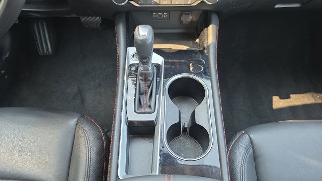 Used 2023 Nissan Altima 2.5 SR FWD image 8