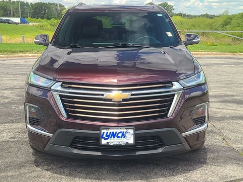 Used 2023 Chevrolet Traverse High Country w/ LPO, Floor Liner Package AWD/4WD image 7