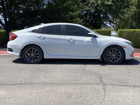 Used 2020 Honda Civic EX-L image 2