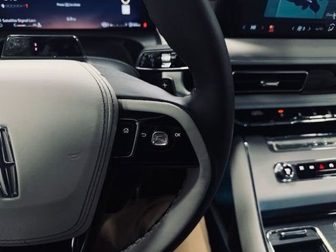 New 2026 Lincoln Aviator Reserve image 30