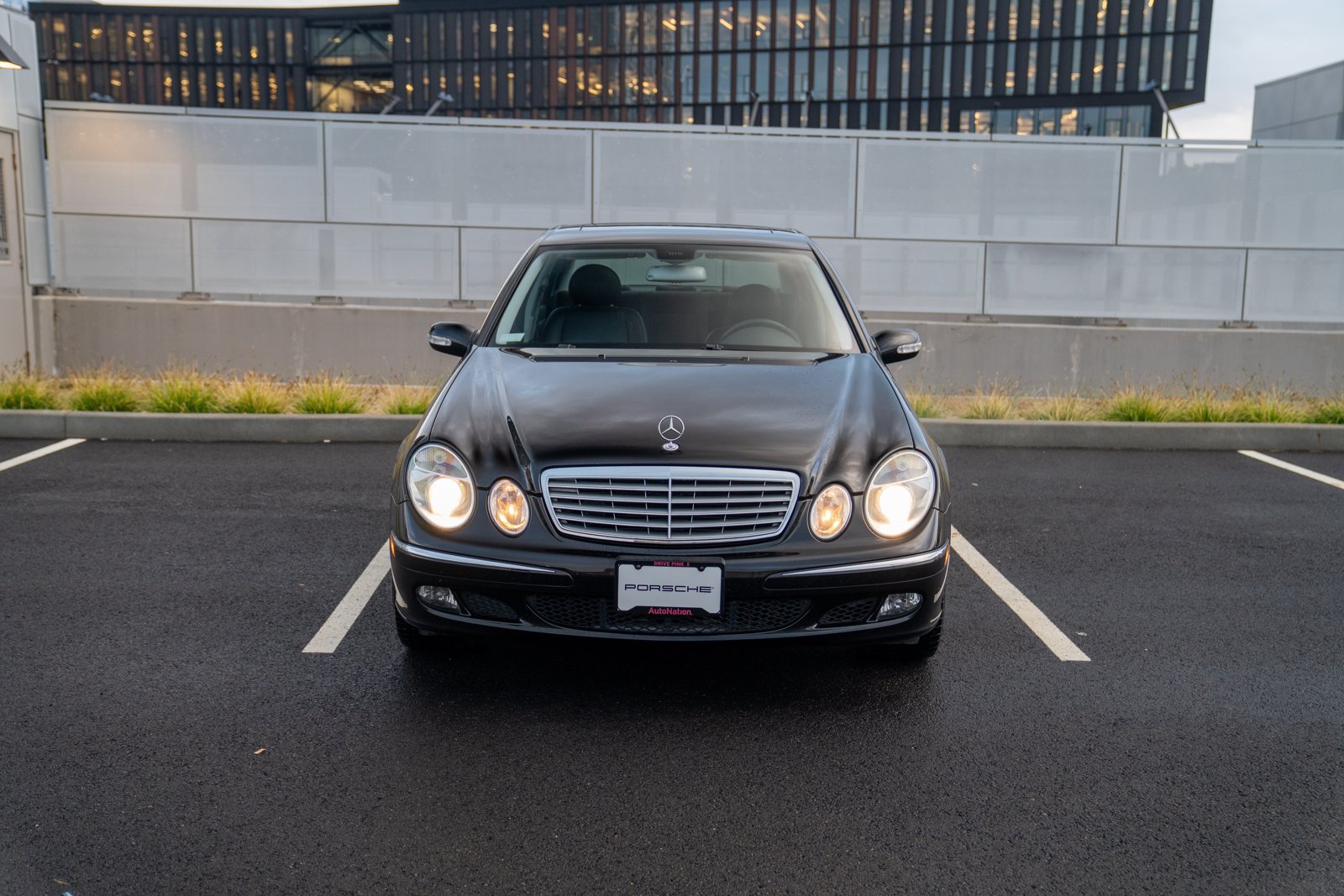 Used 2005 Mercedes-Benz E 500 4MATIC Sedan image 6