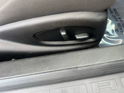 Used 2021 Chevrolet Camaro LT RWD image 31