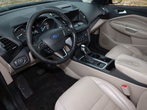 Used 2018 Ford Escape SEL FWD image 4