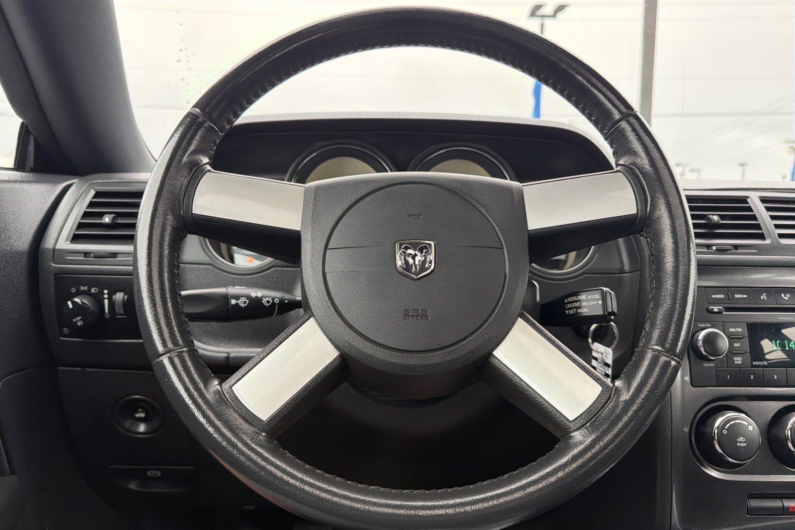 Used 2009 Dodge Challenger R/T RWD image 19