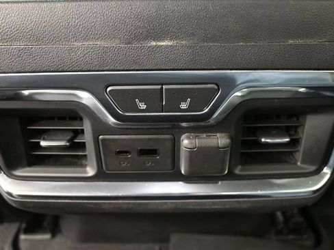 Used 2019 Chevrolet Silverado 1500 LTZ w/ LTZ Plus Package AWD/4WD image 20