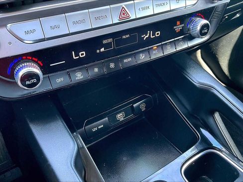 Used 2023 Kia Telluride LX image 59