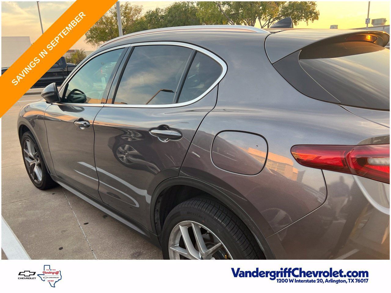 Used 2018 Alfa Romeo Stelvio Ti AWD/4WD image 12